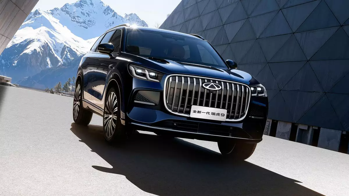 Chery Tiggo 9 в Казахстане стоит на треть дешевле, чем в России.