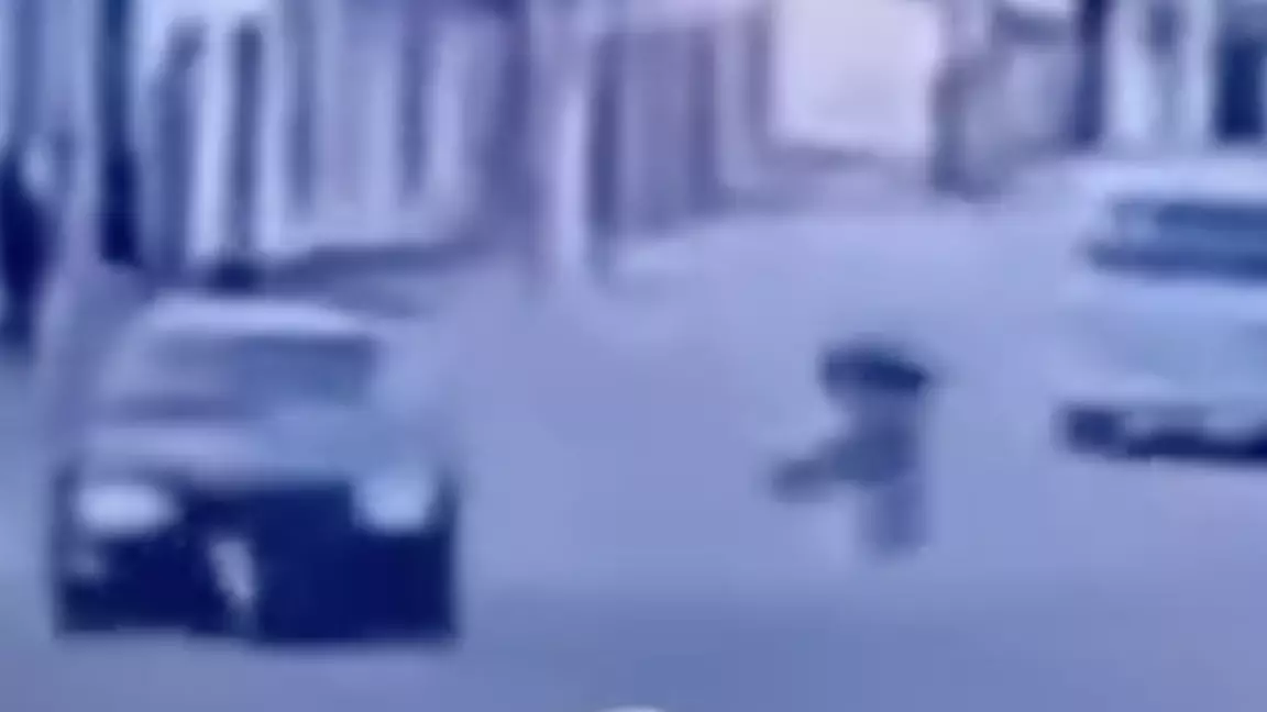 Таразда кәмелетке толмаған жасөспірім мінген ат көлікке соғылды