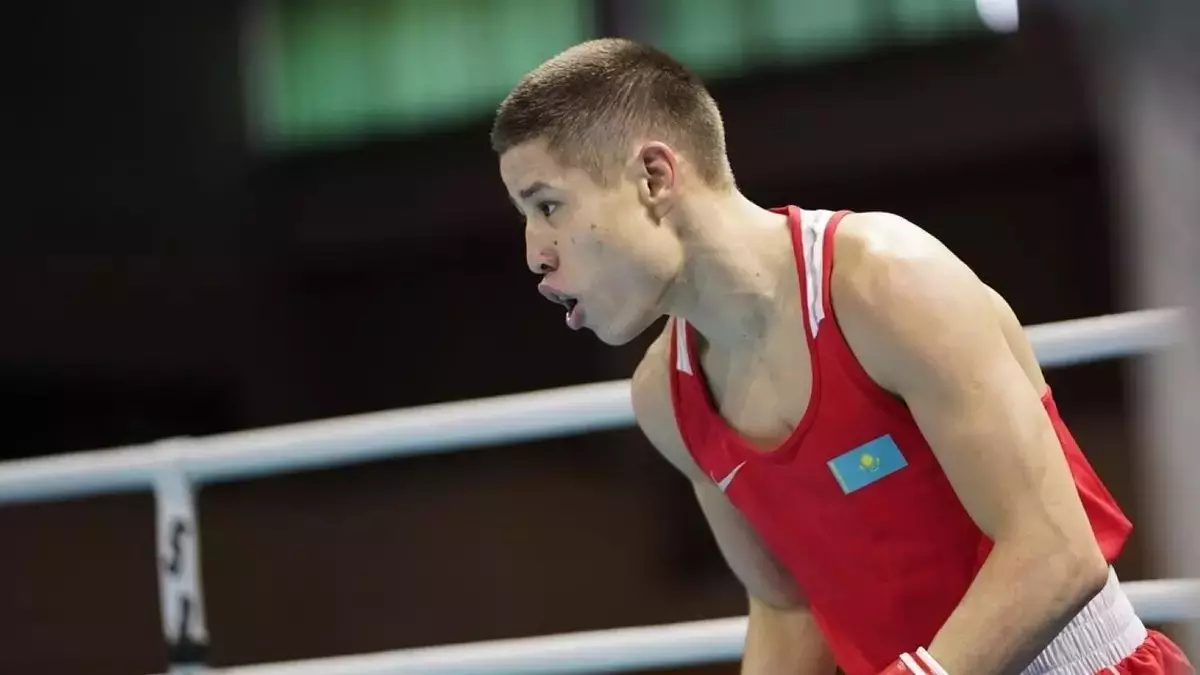 Боксер Оразбек Асылкулов вышел в финал чемпионата Азии