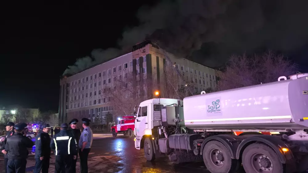 Пожар в акимате Актюбинской области потушили