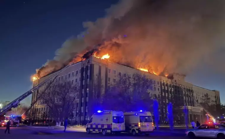 Ақтөбеде облыстық әкімдік ғимараты өртенді