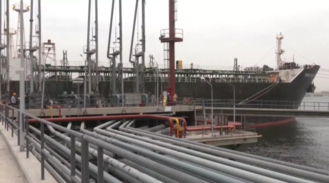 Мировые цены на нефть падают из-за перемирия 