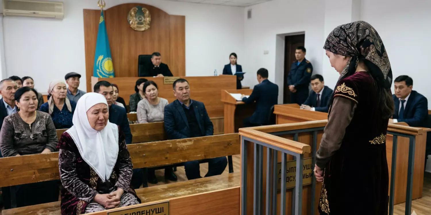 Жамбылда қайын енесінің атына несие алған келін сотталды