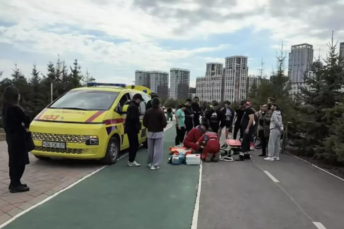 В Ботсаду Астаны мужчина потерял сознание на пробежке – его пришлось реанимировать