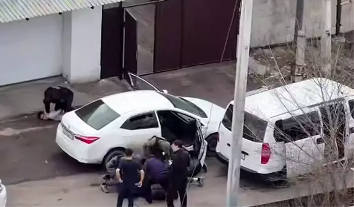 В Казахстане пресекли схему массового SMS-фишинга с использованием «бластера»