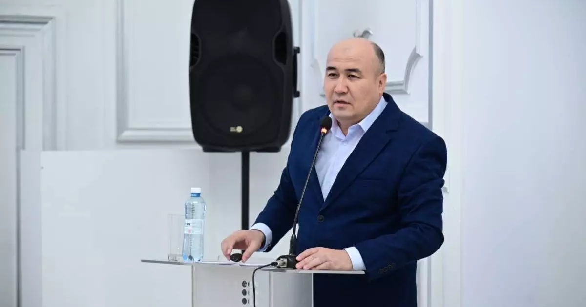  Жаңа Конституция жаһандық сын-қатерлерге жауап беруге бағытталған – сарапшы 