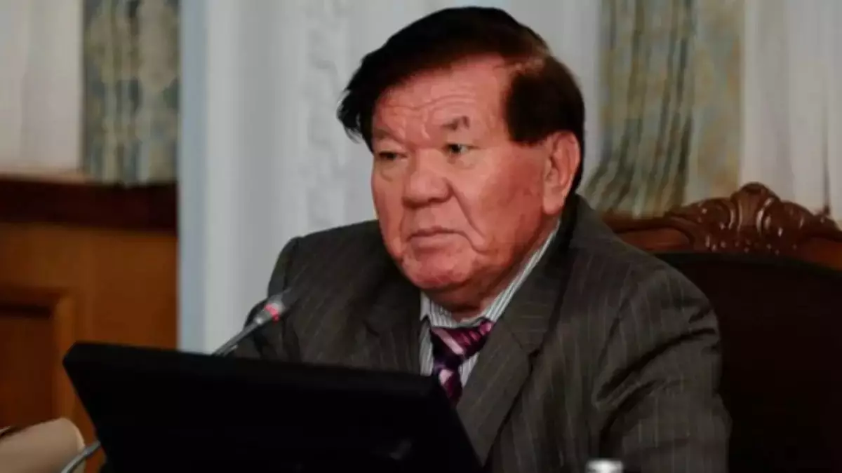 Жағдайы ауыр:  Мұхтар Шаханов жансақтау бөлімінде жатыр