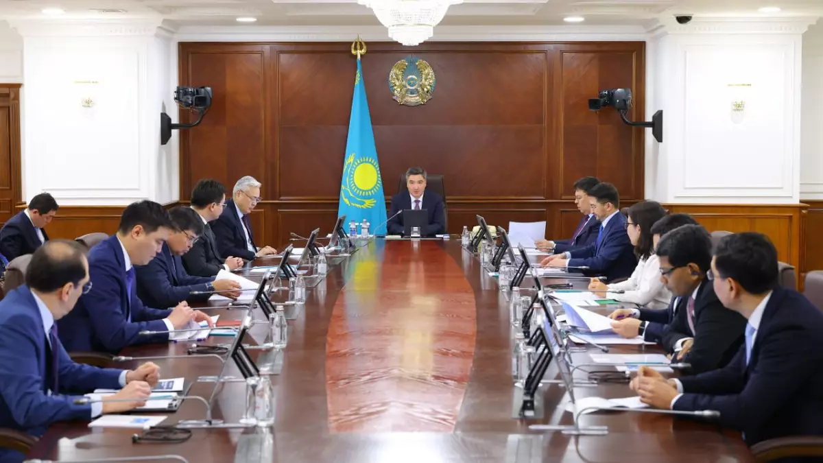 Правительство Казахстана усиливает меры против инфляции и ценового давления