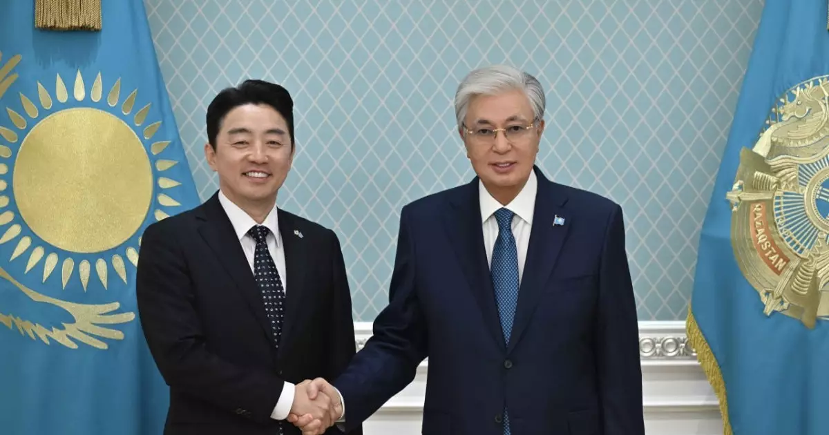  Мемлекет басшысы Корея президентінің арнаулы өкілімен кездесті 