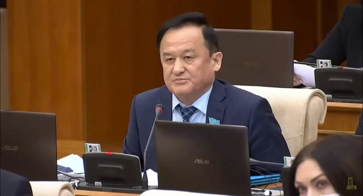 "Уағызды кім көрінген айтып жүр": Депутат Қазақстанда салафизм мен уахабизм кең тарап жатқанын айтты