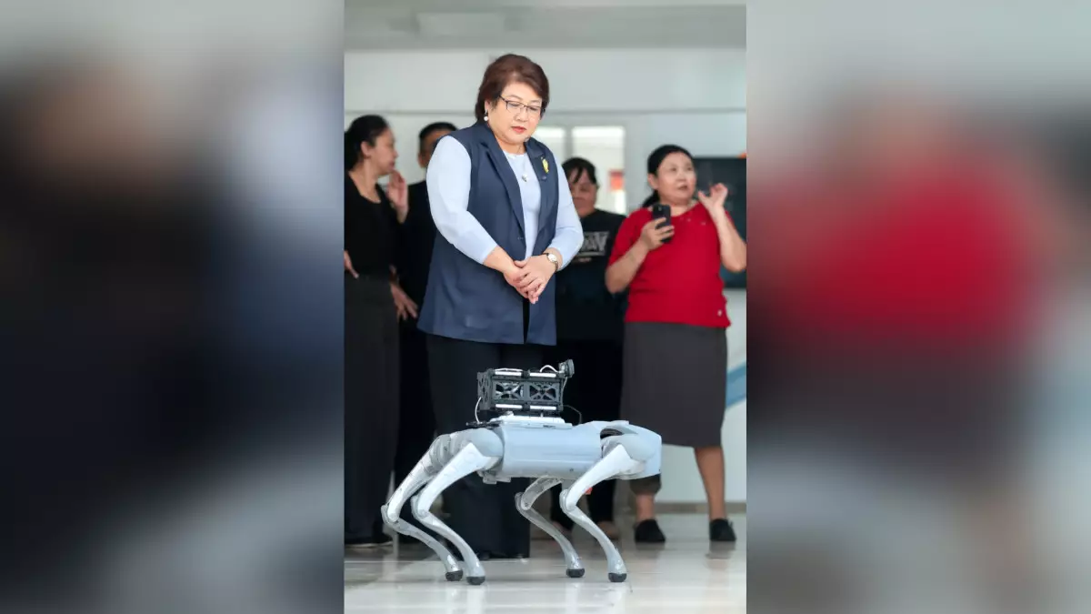 Роботы-собаки вышли на охрану школ в Алматы