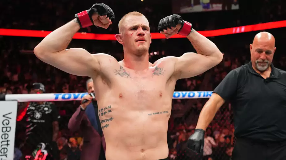 "Увидимся в августе" - Гэрри обратился к Махачеву