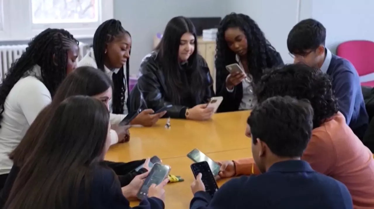 Рейтинг счастливых стран: роль соцсетей