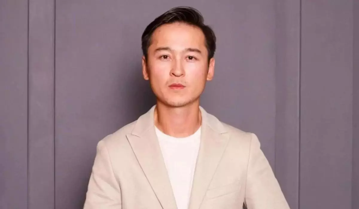 Қыз зорлағаны үшін бас бостандығынан айырылған блогер Думан Ерқанат бостандыққа шықты