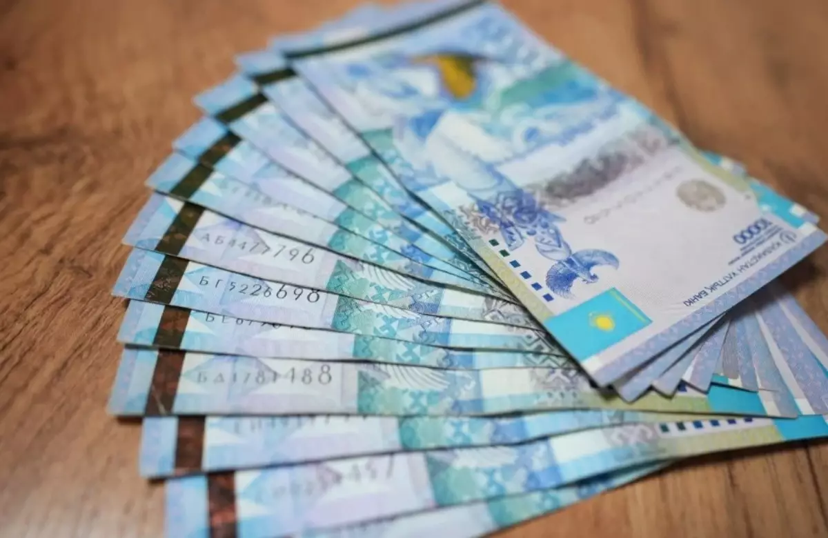 Астаналық емхананың бұрынғы басшылары жымқырылған ақшаны Италияға сапарына жұмсаған