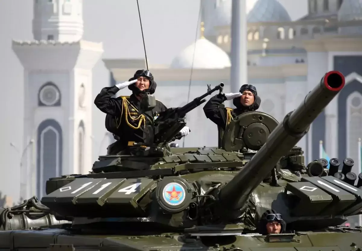 Казахстан отказался от военного парада в честь Дня Победы