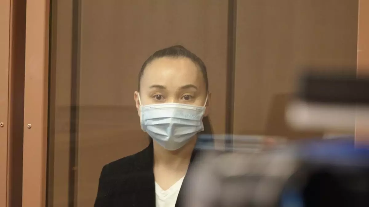 "Еден жуып жүр": Перизат Қайраттың түрмеде қандай жұмысқа тартылғаны белгілі болды