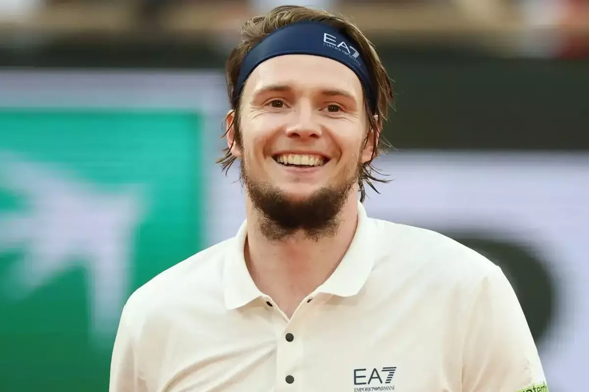 Жүлде қоры 6,3 миллион еуро: Қазақстанның бірінші ракеткасы халықаралық турнирдің келесі кезеңіне шықты