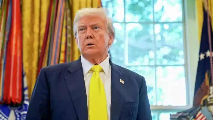 Трамп заявил, что обсуждает с Ираном ослабление санкций