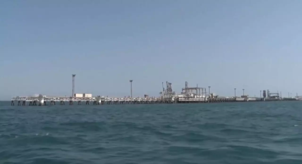 Парсы шығанағында 800-дей кеме қаңтарылып тұр