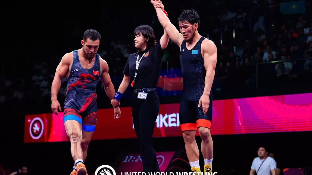Алматбек Аманбек стал чемпионом Азии по греко-римской борьбе