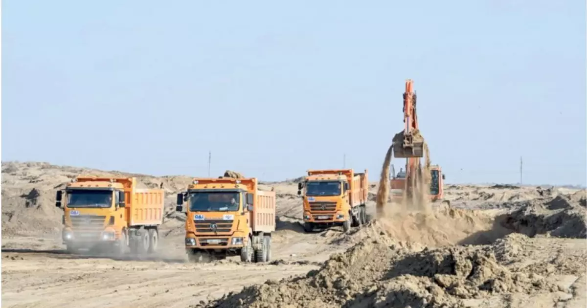   Сұр даңғылдан дүр даңғылға   