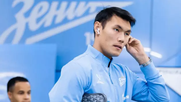 Нуралы Алип забил пенальти, но "Зенит" проиграл "Спартаку"
