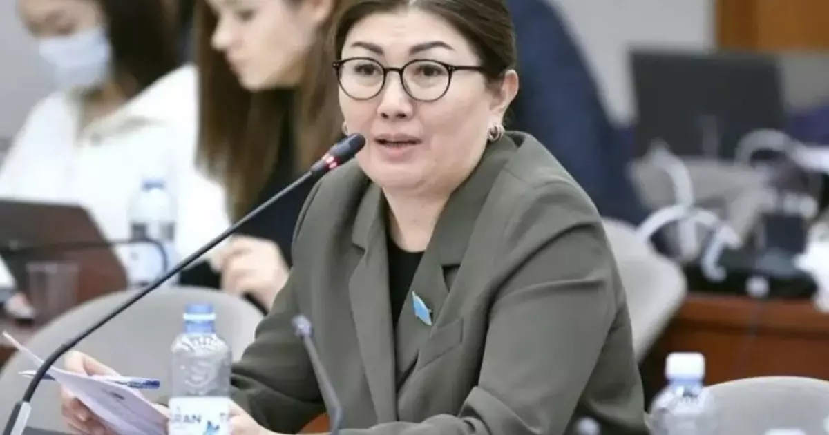  Бір итке 74 мың, ал балаға 17 мың тг жәрдемақы беріп жатырмыз - Мәжіліс депутаты 