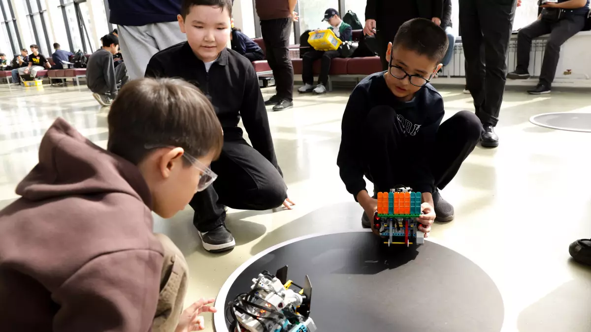 От асыка до дрона: как молодёжь Астаны ищет себя между традицией и технологиями