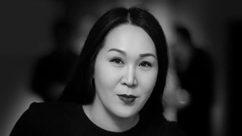 “20 рет пышақ салған“. Ұлытау облысында ер адам төрт баланың анасын өлтіріп, өзін жаралаған