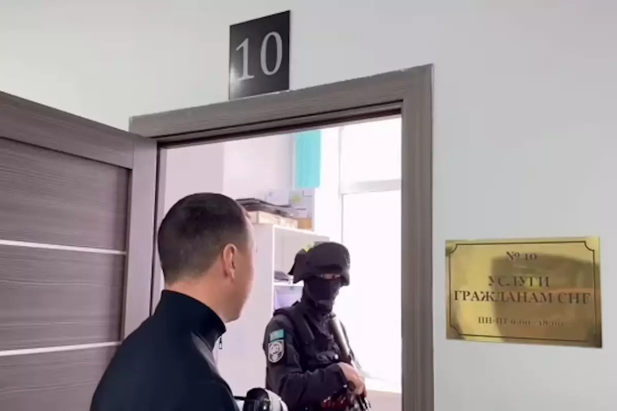 Спецназ ворвался в ЦОН в Актобе