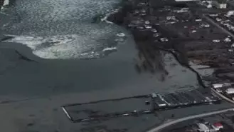 Ақмола облысында дамбы бұзылды: Су тасқынын жол бөгеп тұр