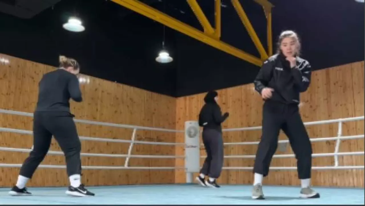 Бокстан Азия чемпионатының финалында үш қызымыз алтынға таласады