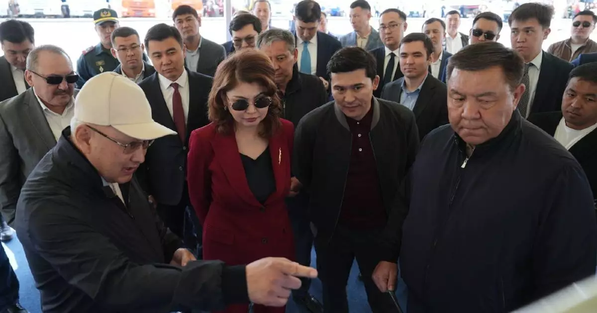  Балаева проверила готовность побережья Алаколь к туристическому сезону 