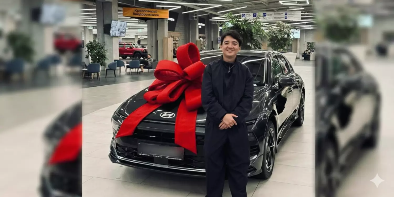 Мейрамбек Беспаев Еркеш Хасенге автокөлік сыйлады