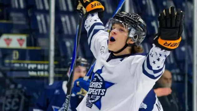 Нападающий из Канады получил вызов в сборную Казахстана на ЧМ по хоккею