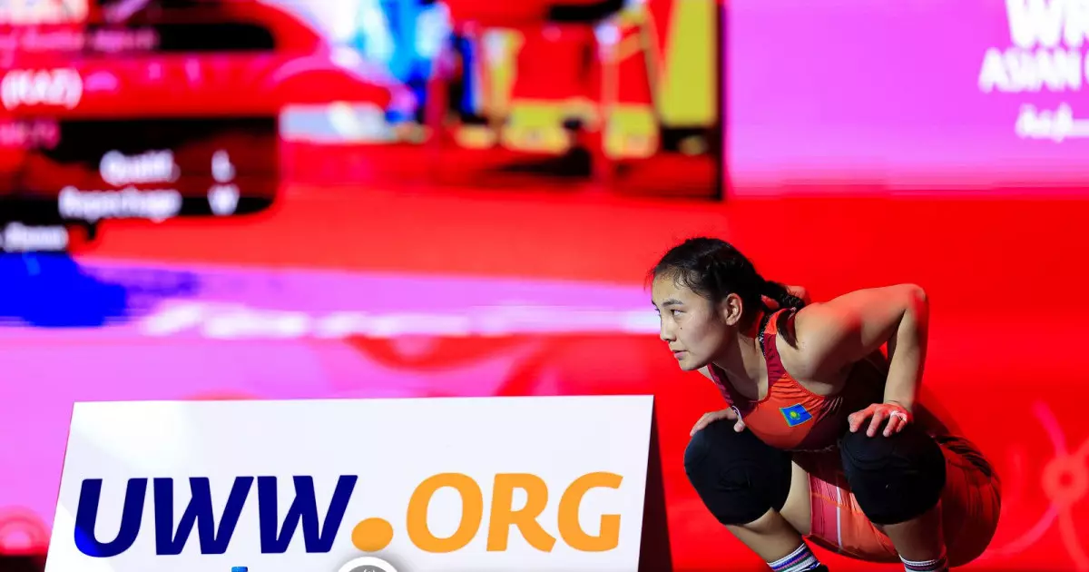  Балуан Тыныс Дүбек Азия чемпионатының жартылай финалына шықты 