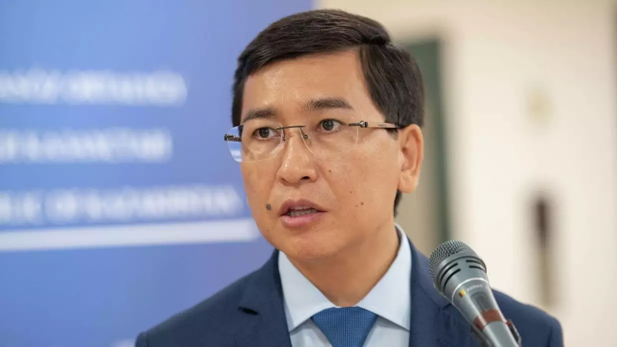 "Педагог аттестациясы": Асхат Аймағамбетов жаңалыққа қатысты пікір білдірді