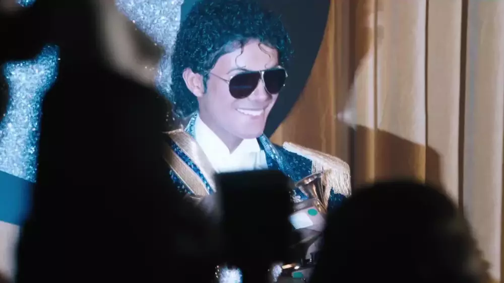 “Переписанный финал“. Трейлер байопика о Майкле Джексоне обсуждают в сети