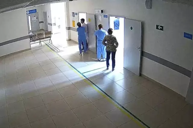 “Кімді қарау керегін айтпады”: Тағы да фельдшерге шабуыл жасалды