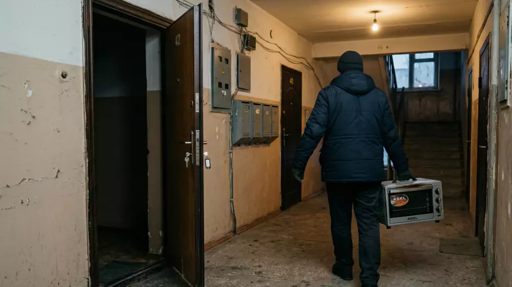 Жамбыл облысында тұрғын ас үй пешін ұрлау үшін күрделі айла құрастырған