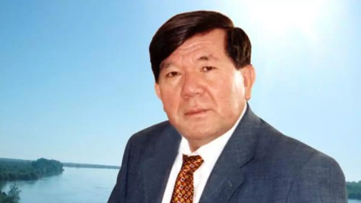 Мұхтар Шаханов жансақтау бөлімінде жатыр