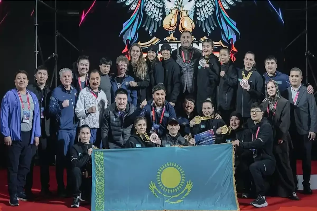 Токаев поздравил казахстанских чемпионок Азии по боксу