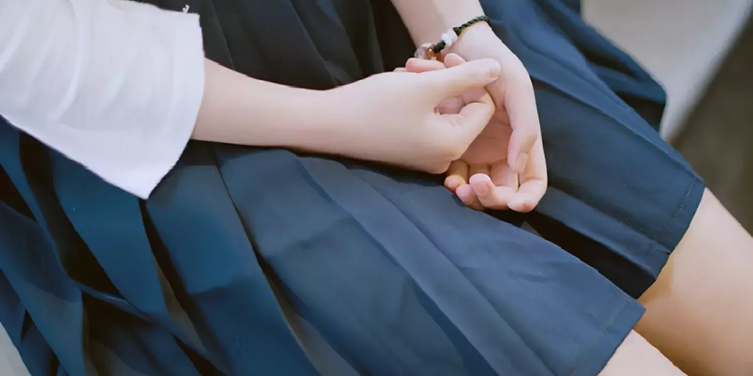 Алматы облысында 15 жастағы жетім қызды 8 жігіт 2 ай бойы зорлап келген