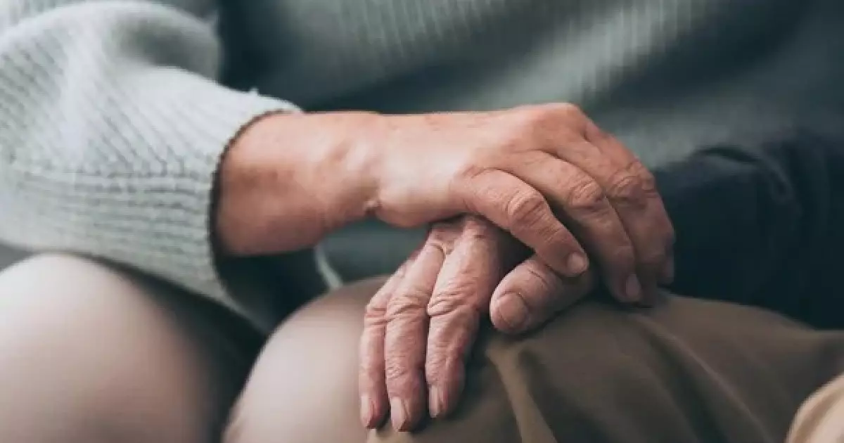  Бөлек жүруді қаламайтын еді: 70 жыл отауласқан ерлі-зайыпты бір күнде дүниеден өтті 