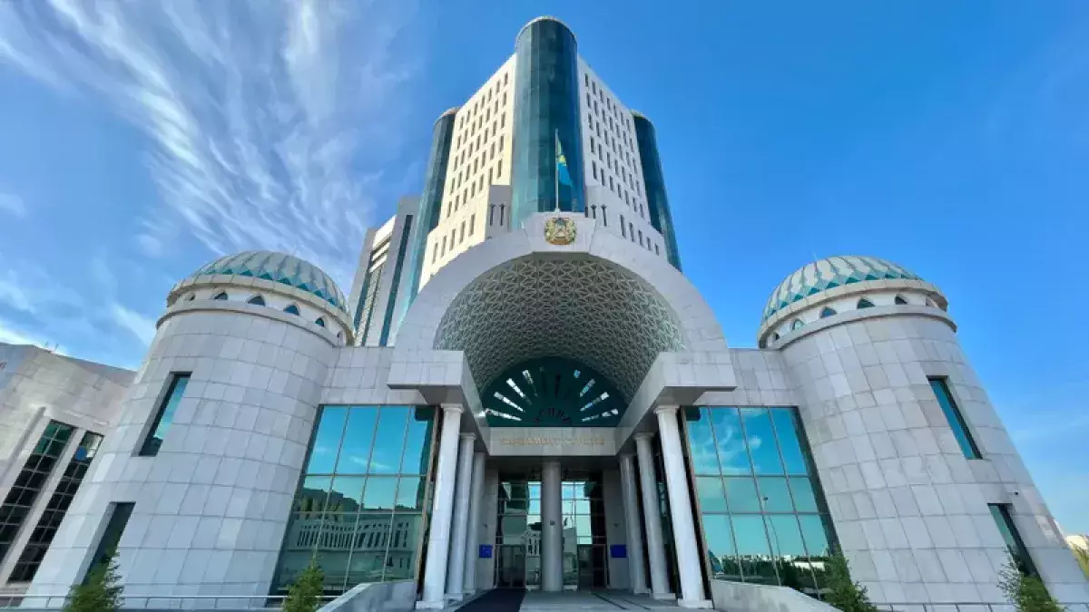 Казахстан ратифицировал партнерство по зеленой энергии с Азербайджаном и Узбекистаном.