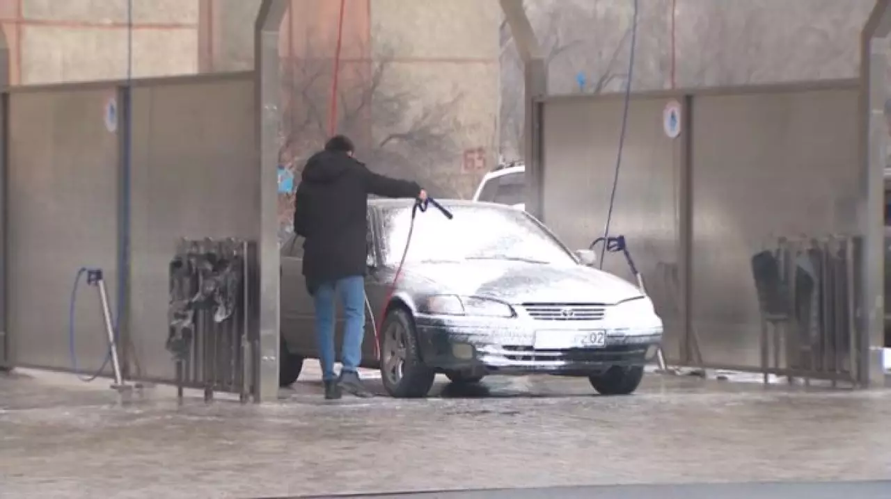 Крупных потребителей воды проверяют в Алматы