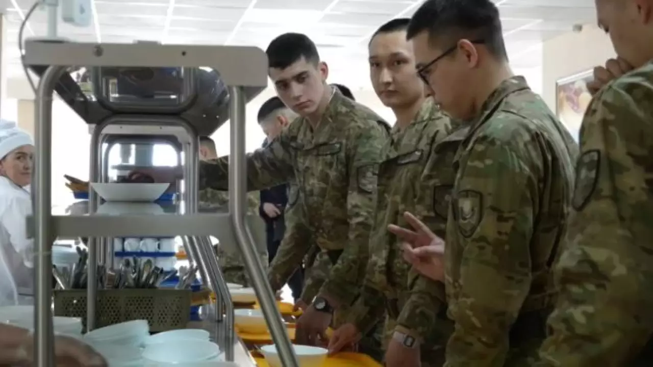 В воинских частях Нацгвардии МВД РК внедряют камеры с системой ИИ