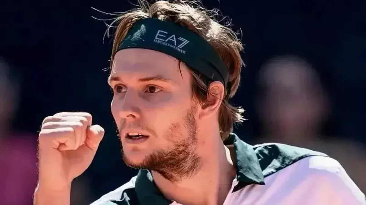 Бублик уверенно ворвался в четвертьфинал Masters в Монте-Карло