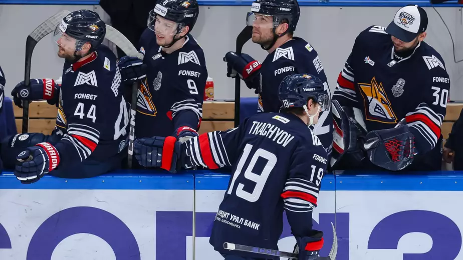 Гол казахстанца Михайлиса принес "Металлургу" победу в первом матче серии плей-офф КХЛ (ВИДЕО)